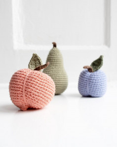 Peach, avocado, apple crochet pattern