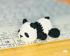 Sleeping panda crochet pattern.
