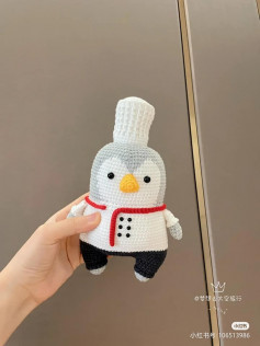 crochet pattern chef penguin.