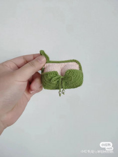 crochet pattern chest hairpin