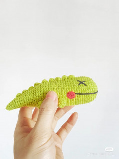 crochet pattern crocodile keychain