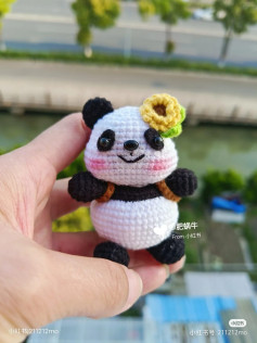 crochet pattern panda with bow tie, briefcase