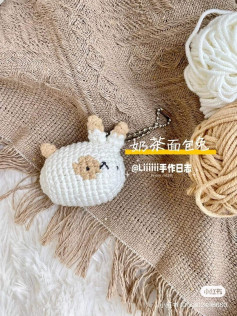 crochet pattern white rabbit with brown eyes