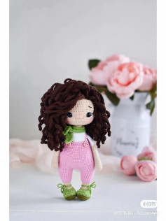 Ellie crochet pattern doll