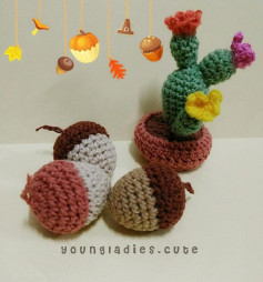free crochet pattern acorn