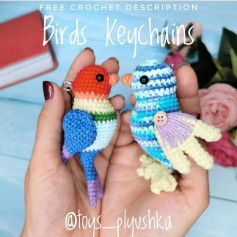 Free crochet pattern bird keychain