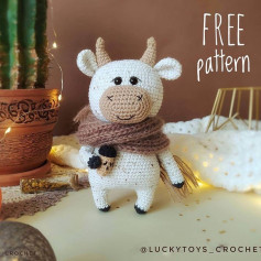 free crochet pattern white cow gray muzzle, scarf neck