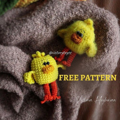 free crochet pattern yellow chicken
