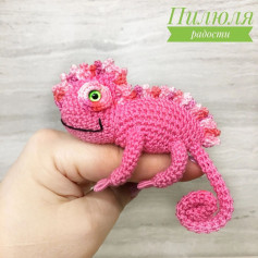 chameleon pink, blue, purple, crochet pattern