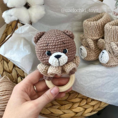 dice, brown bear rattles, white muzzle crochet pattern