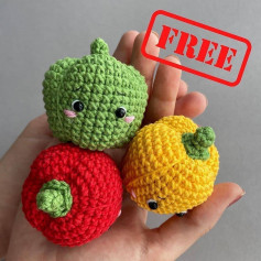 free crochet pattern bell peppers, blue, red, yellow.