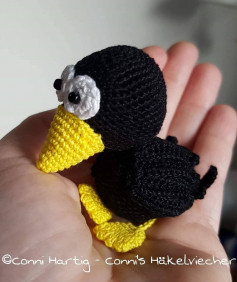 free crochet pattern black bird, mo