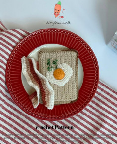 free crochet pattern bread egg, beef.