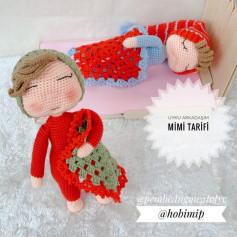 free crochet pattern brown haired doll in red shirt sleeping.