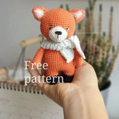 free crochet pattern carrot bear wrapped in a scarf