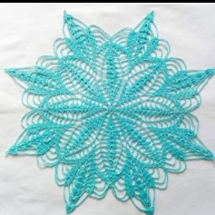 free crochet pattern circular eight-pointed out.