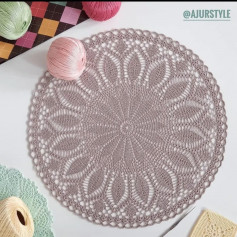 free crochet pattern circular symmetry through the center.