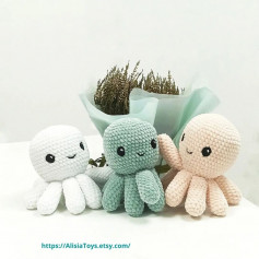 free crochet pattern octopus white, blue, yellow.