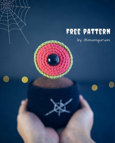 free crochet pattern one-eyed potted plant