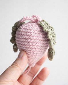 free crochet pattern pink radish.