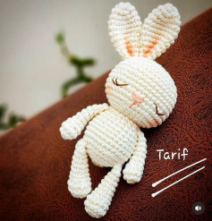 free crochet pattern rabbit t