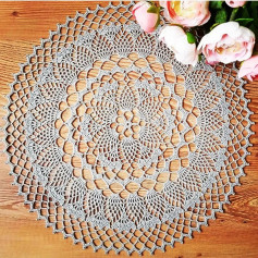 free crochet pattern round shape with inner wings