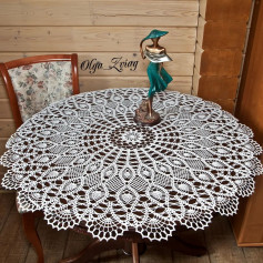 free crochet pattern tablecloth with peacock tail pattern.