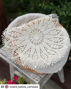 Geometric Crochet circular pattern with leaf and flower motifs.