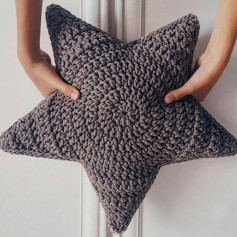 Geometric Crochet pattern gray star.