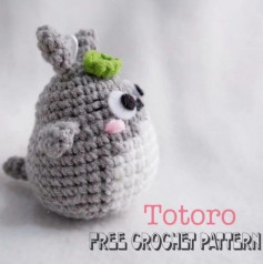 gray totoro, blue hair, rosy cheeks, white eyes crochet pattern