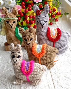 llamas alpaca saddle pink, orange, red crochet pattern