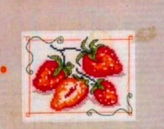red strawberry 2d free crochet pattern