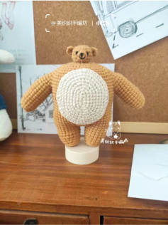 Bear with small head, white belly, crochet pattern