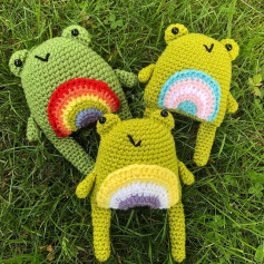 crochet pride frog pattern