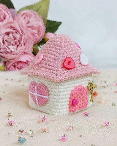 the little house where love lives