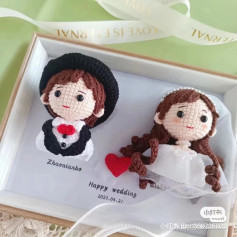 wedding photo frame, crochet pattern bride and groom doll