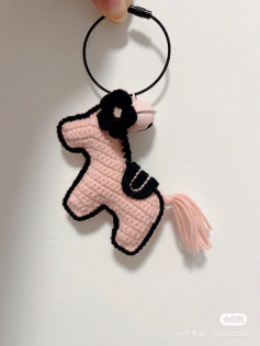 Wool crochet pattern, horse keychain