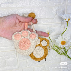 bear paw key cover crochet pattern
