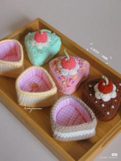Cake box crochet pattern