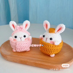 Crochet pattern for a rabbit wrapped in a bath towel