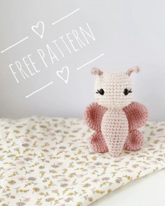 free pattern butterfly with white body and pink wings