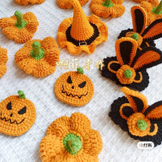 Halloween pumpkin hair clip crochet pattern