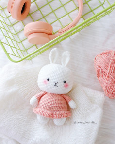 little bunny free pattern white and..