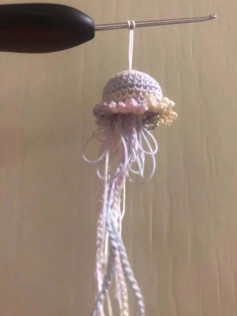 small jellyfish crochet pattern