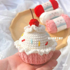 Cherry mug cake crochet pattern