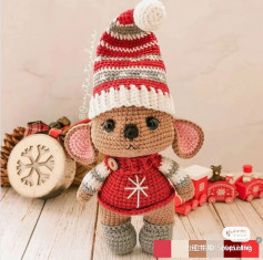 Christmas mouse crochet pattern