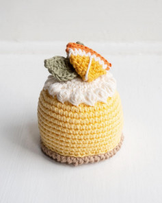 orange cake free crochet pattern