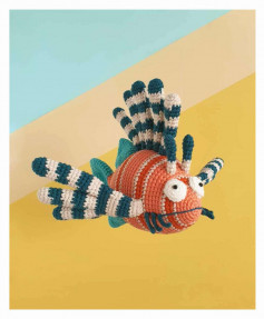 Spikey the lionfish crochet pattern
