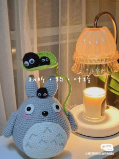 Totoro wool crochet pattern for rain cover