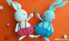Crochet pattern Leisurely Rabbit